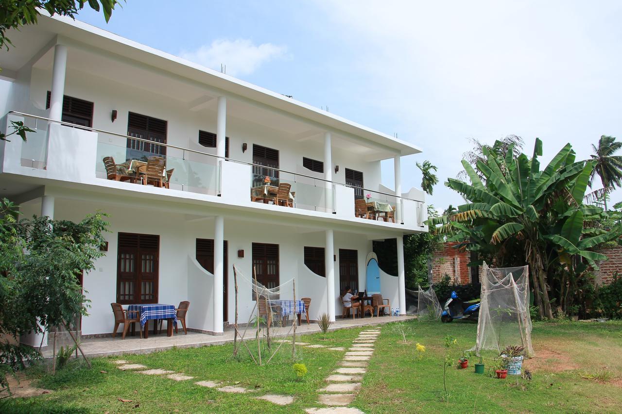 Mirissa White Plaza Hotel Kültér fotó